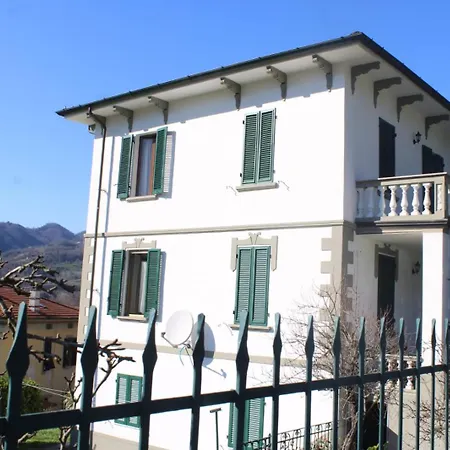Holiday home Rosa *