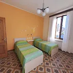 Rosa Casa de Férias *